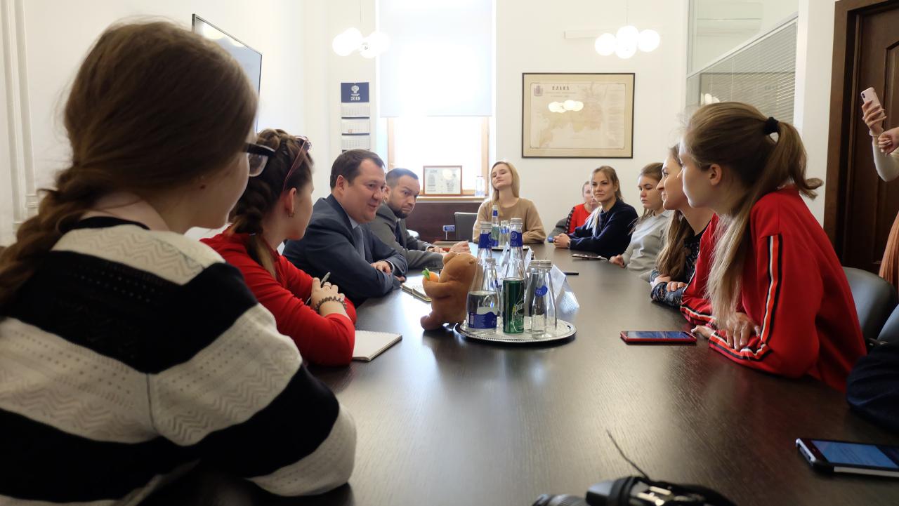 Заместитель министра Максим Егоров поддержал инициативы добровольцев Крыма